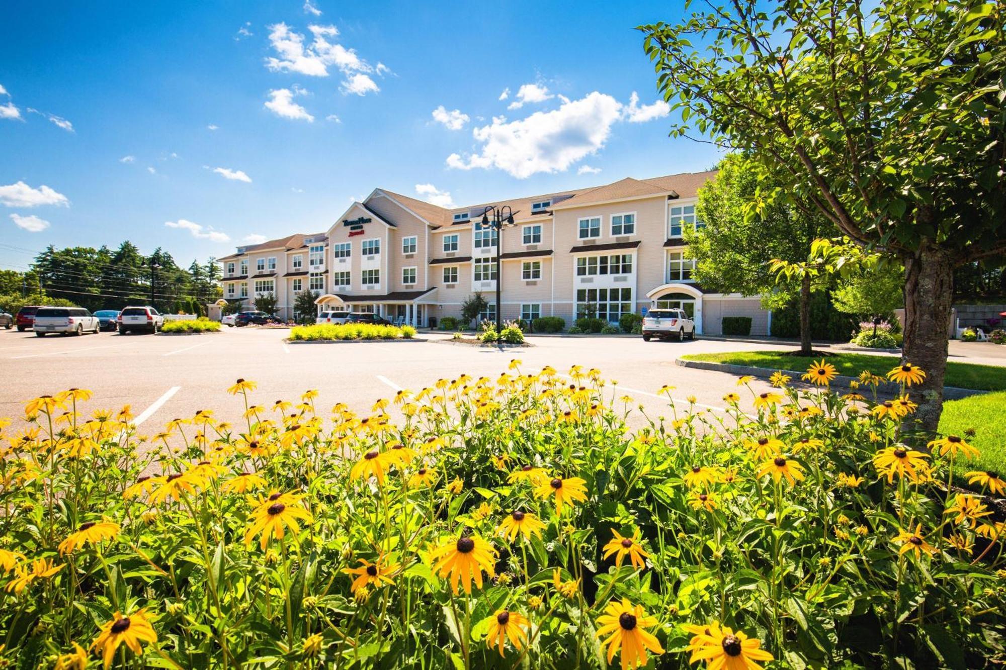 Towneplace Suites By Marriott Γκίλφορντ Εξωτερικό φωτογραφία
