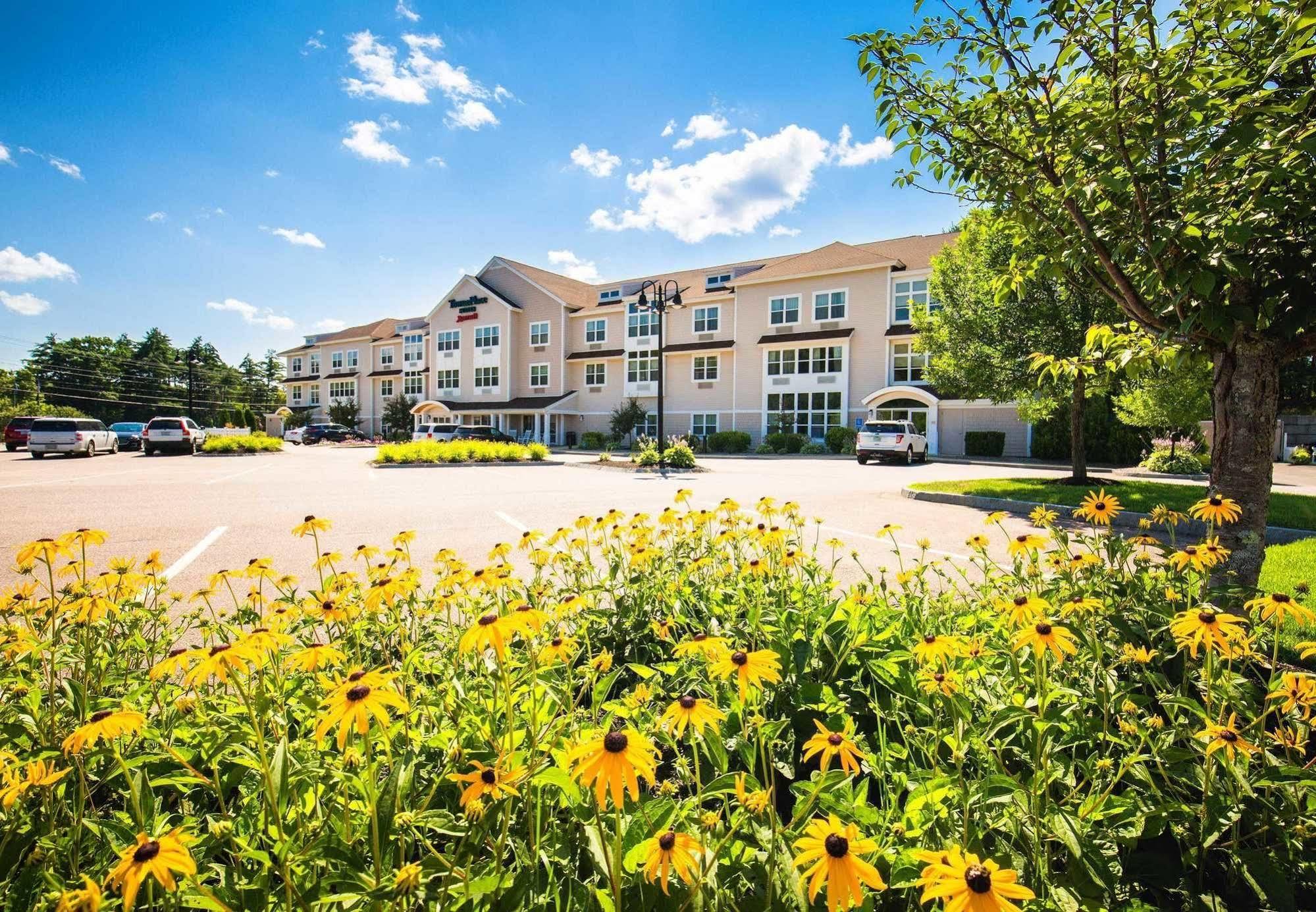Towneplace Suites By Marriott Γκίλφορντ Εξωτερικό φωτογραφία